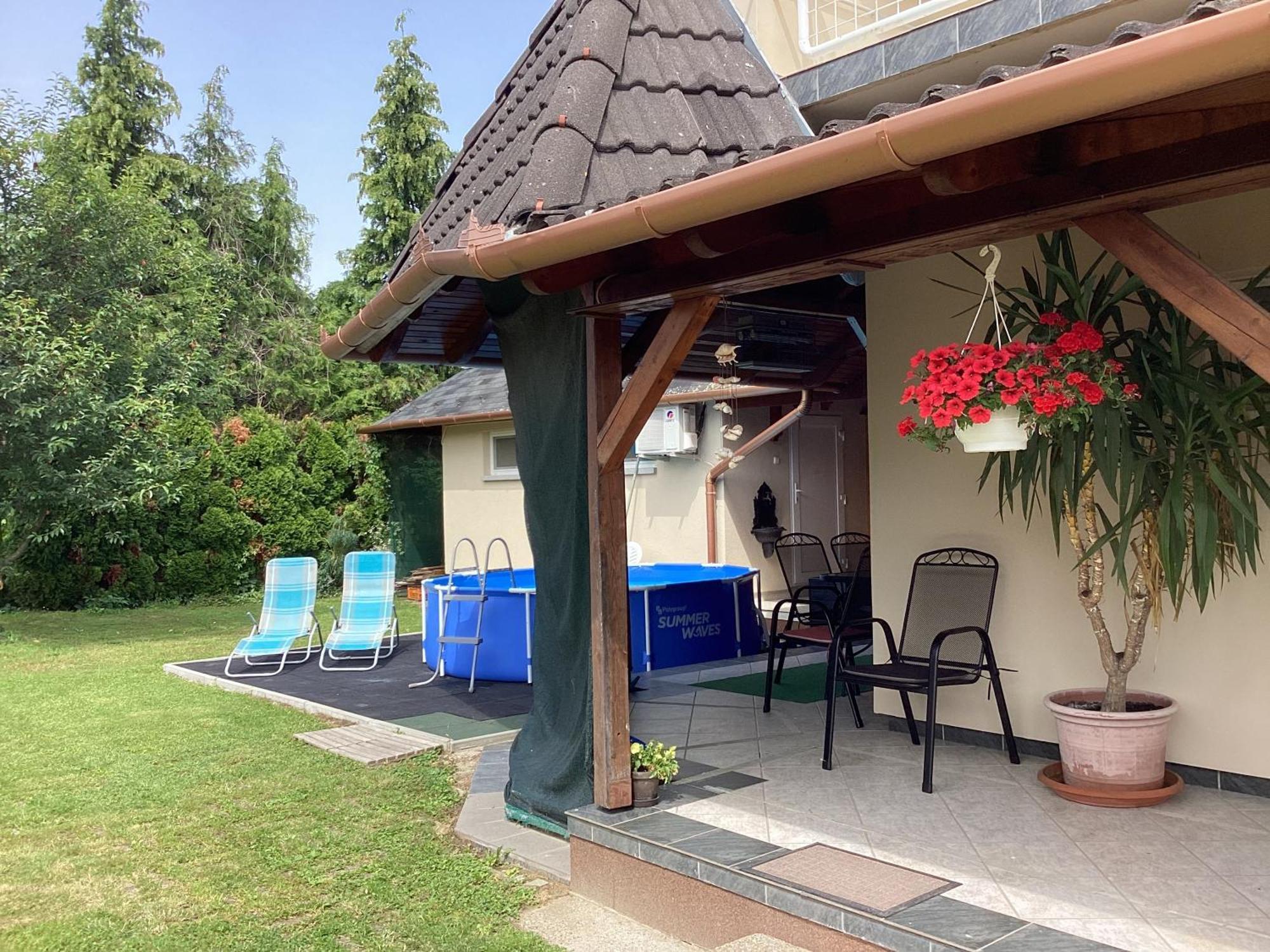 Sueti Nyaralo Villa Balatonmáriafürdő Buitenkant foto